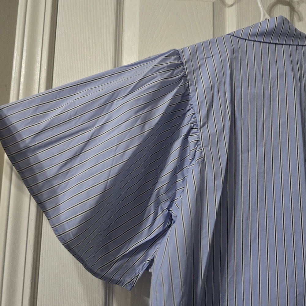 Boxy Striped Puff Sleeve Poplin Cotton Button Down Collared Preppy Top by Rain. - Picture 7 of 10